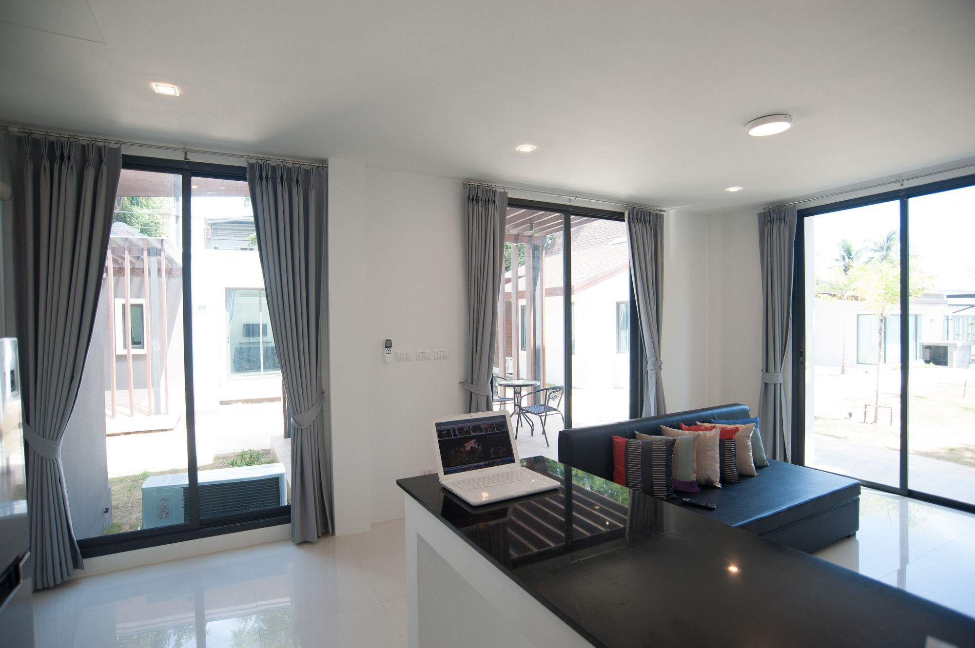 Sea Space Villa Phuket Rawai Экстерьер фото